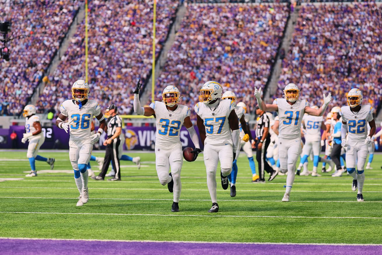 Los Angeles Chargers v Minnesota Vikings