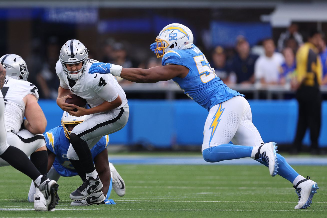 Las Vegas Raiders v Los Angeles Chargers