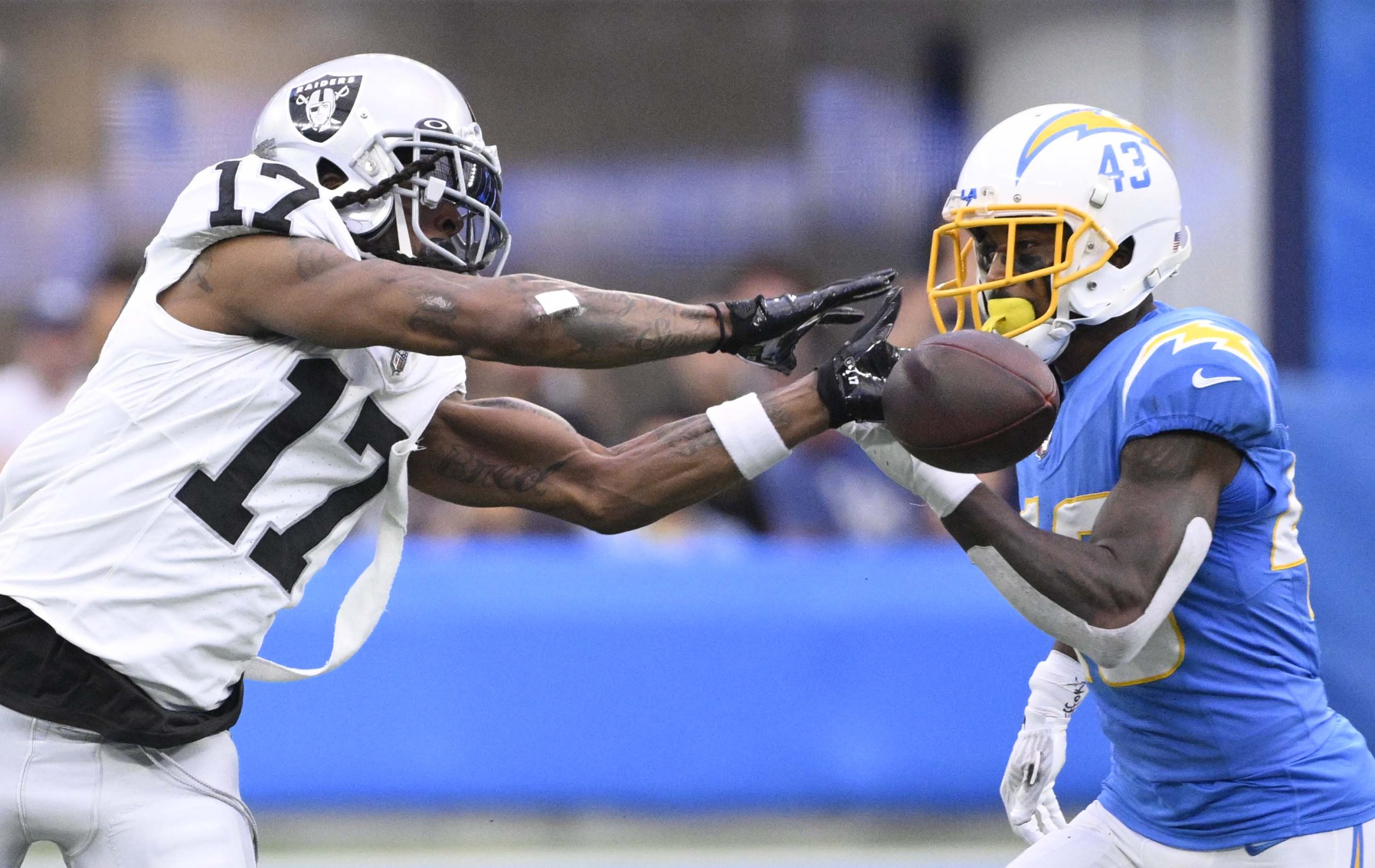 Wide receiver Davante Adams #17 of the Las Vegas Raiders...