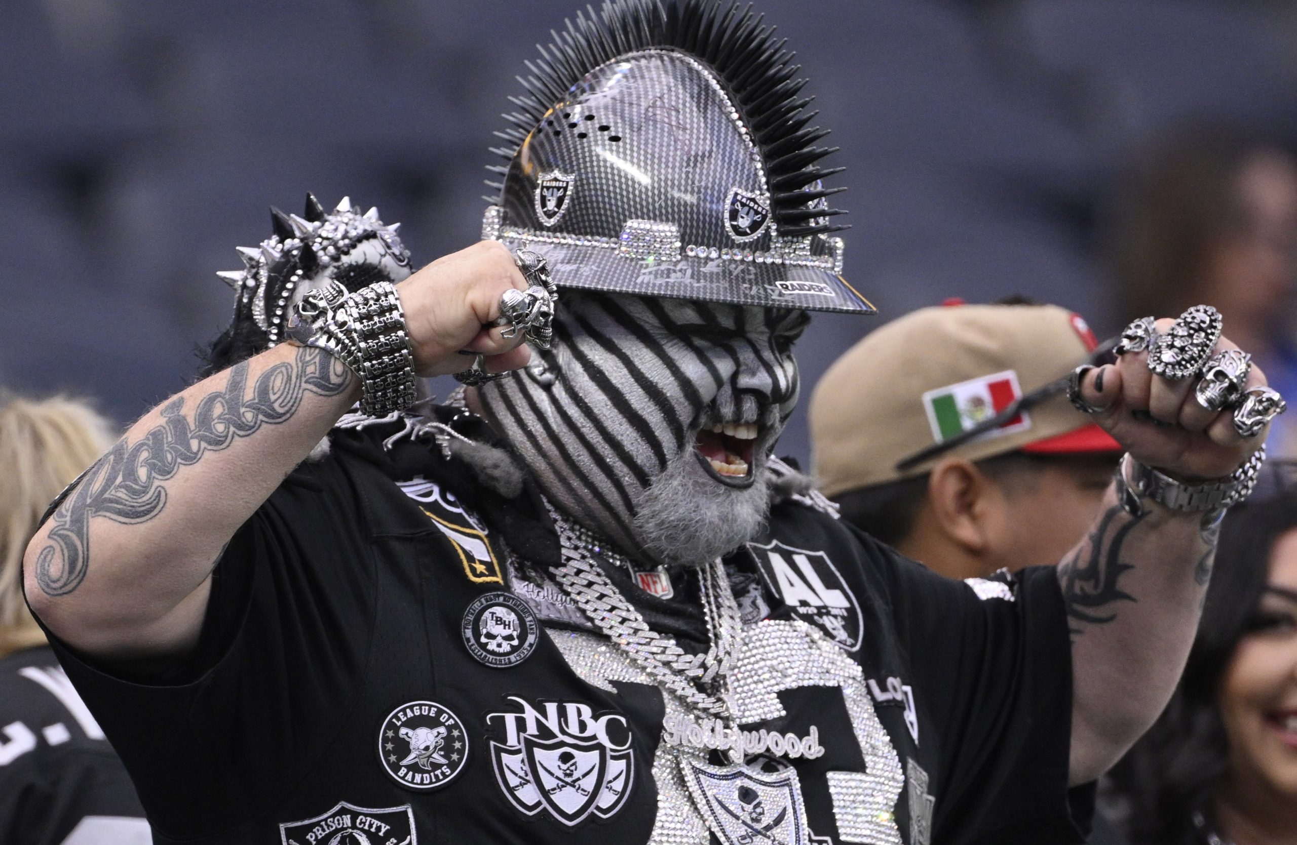 A Las Vegas Raiders fan is in good form prior...