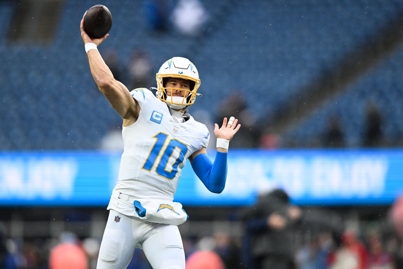 Los Angeles Chargers v New England Patriots