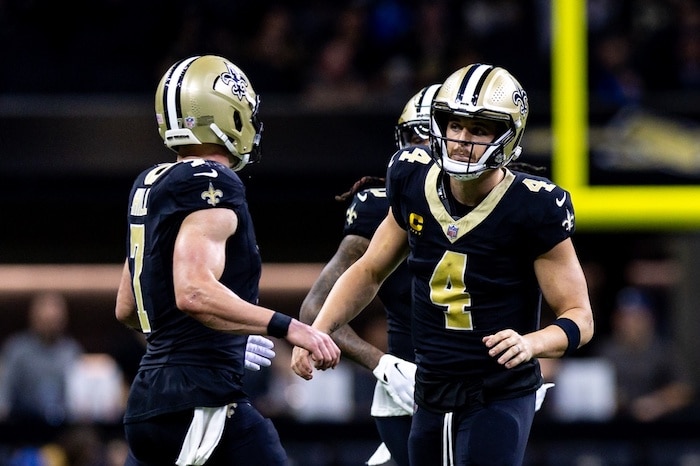 New Orleans Saints quarterback Derek Carr (4)