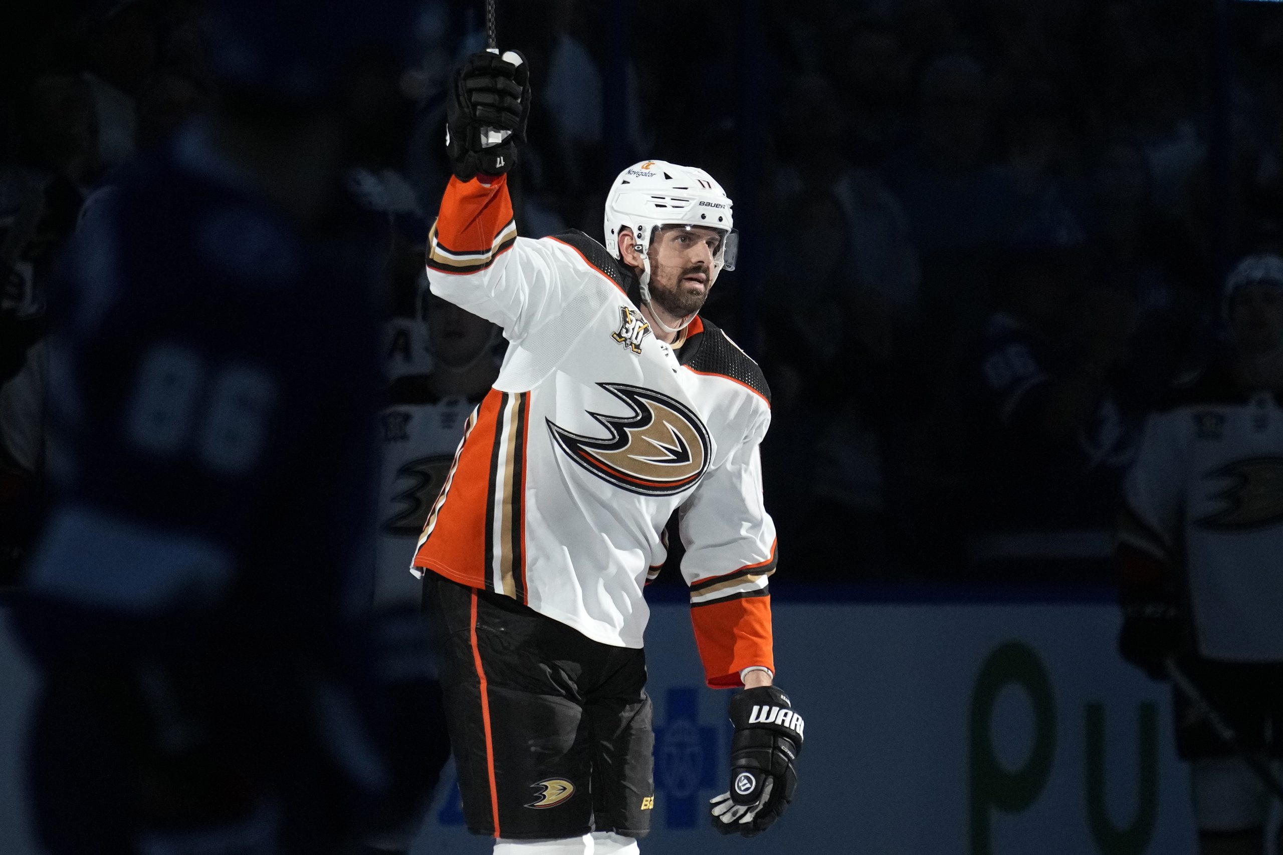 Anaheim Ducks left wing Alex Killorn waves to the fans...