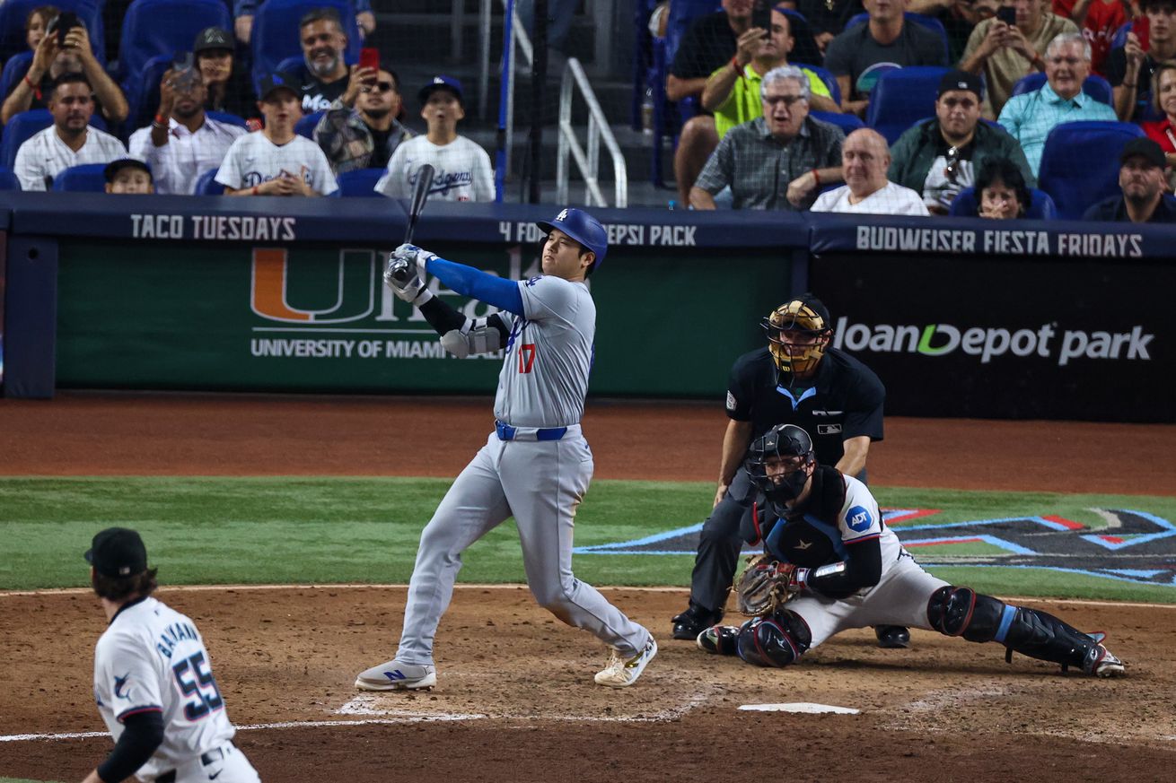 Los Angeles Dodgers v Miami Marlins