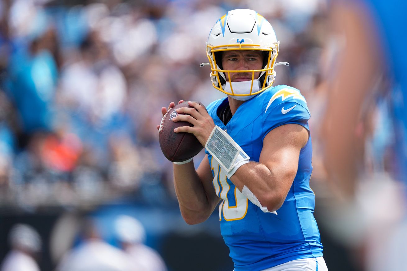 Los Angeles Chargers v Carolina Panthers