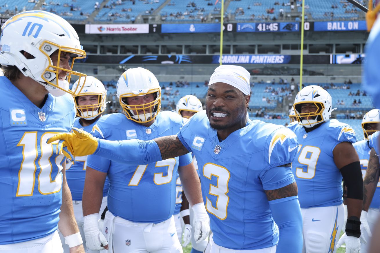 Los Angeles Chargers v Carolina Panthers