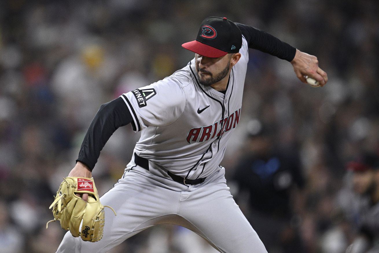 Arizona Diamondbacks v San Diego Padres