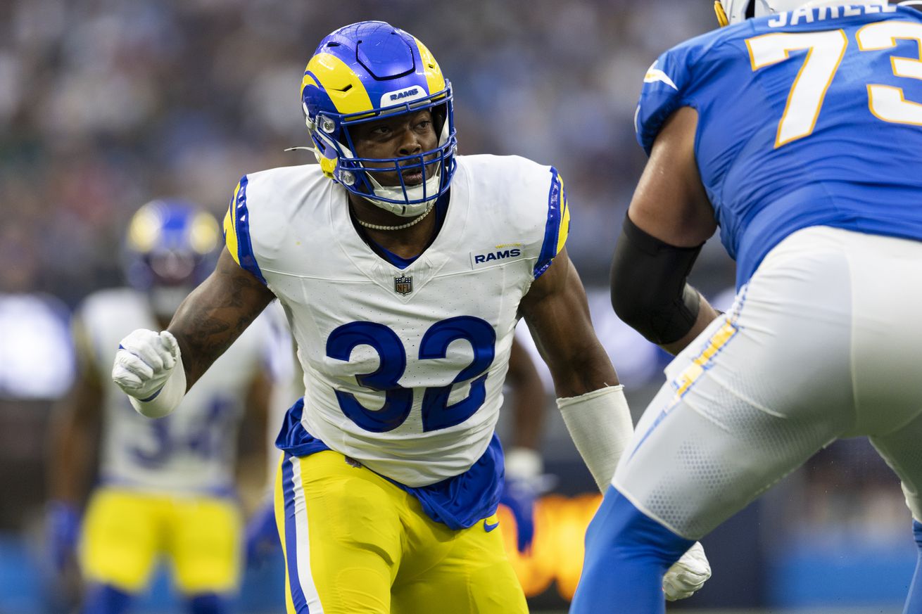 Los Angeles Rams v Los Angeles Chargers