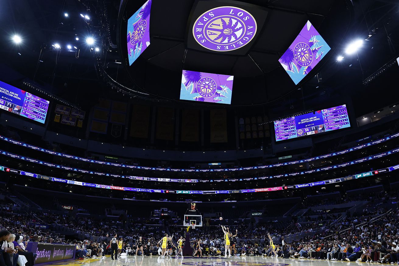 Phoenix Mercury v Los Angeles Sparks