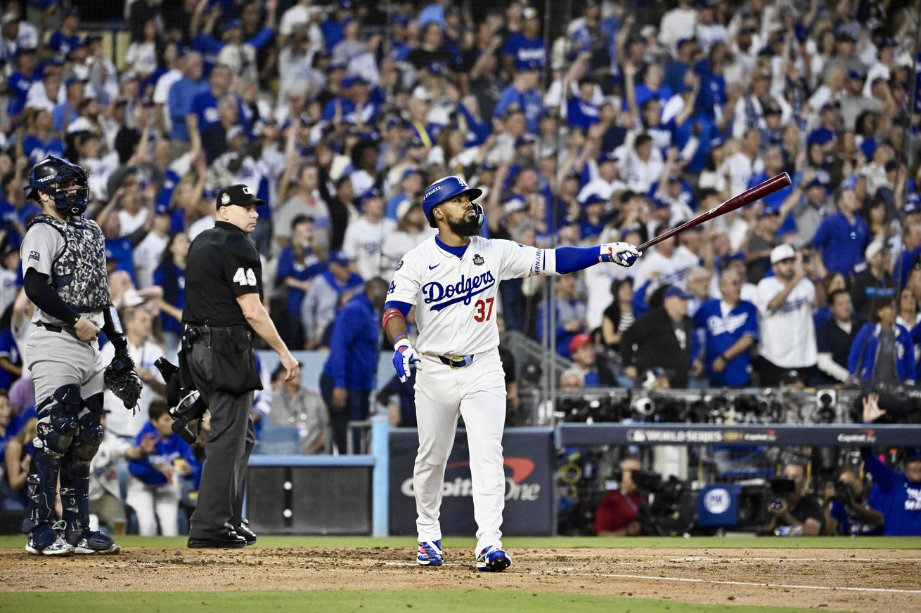 Los Angeles Dodgers defeated the New York Yankees 4-2 to win Game 2 of the 2024 World Series.