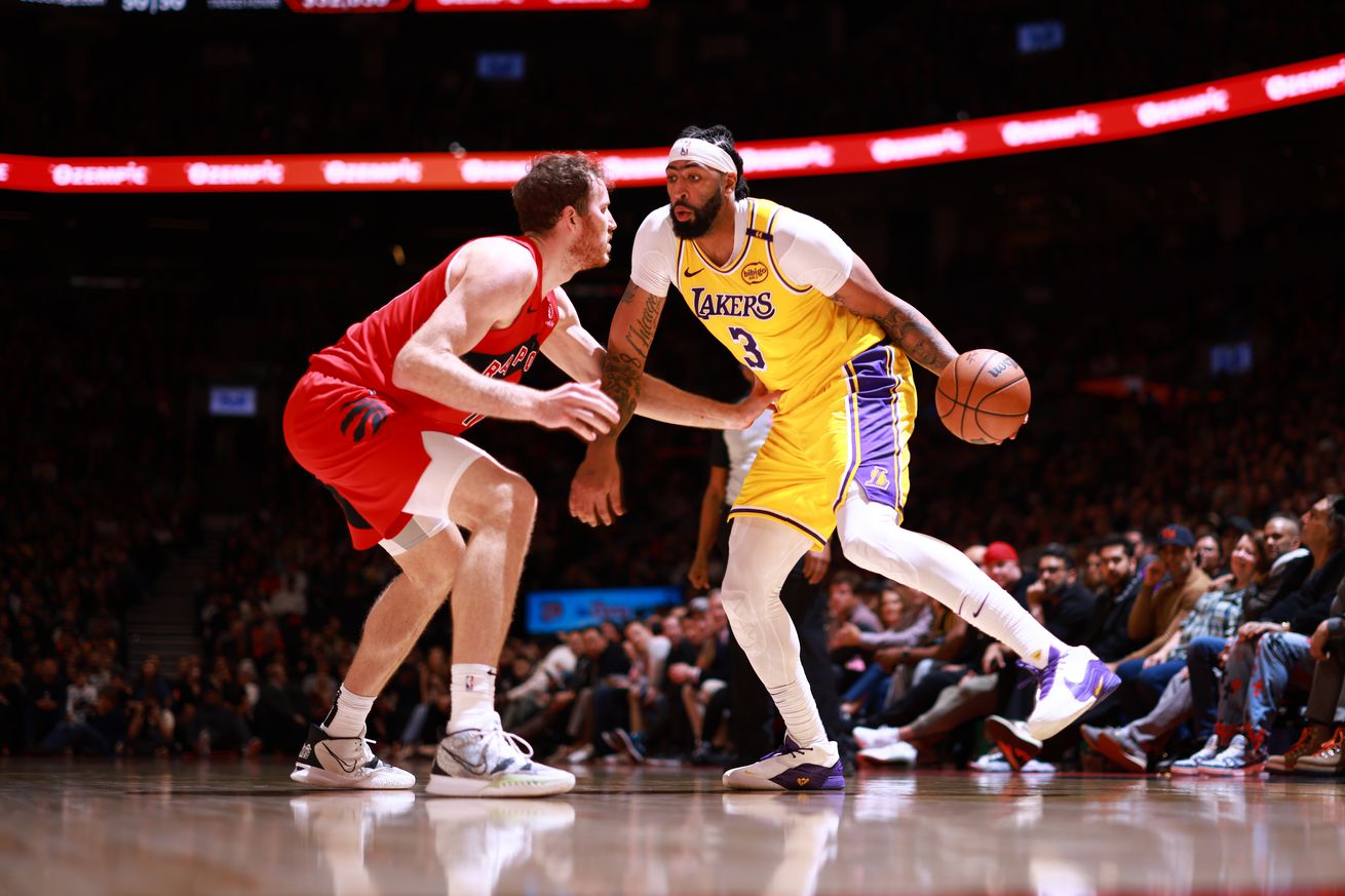 Los Angeles Lakers v Toronto Raptors