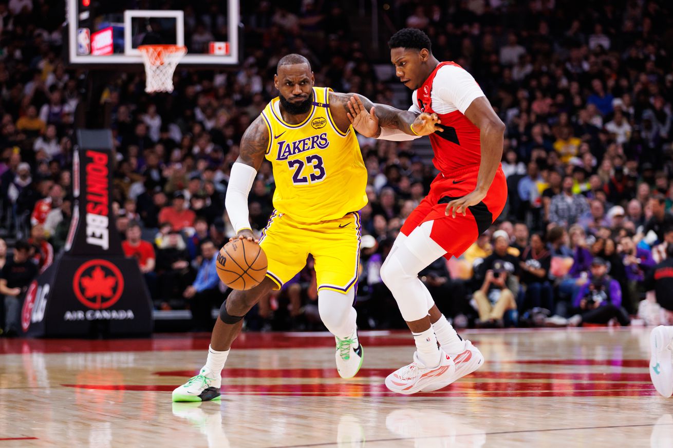 Los Angeles Lakers v Toronto Raptors