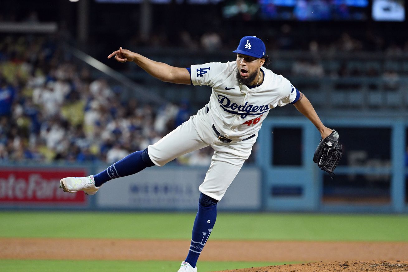 MLB: JUN 12 Rangers at Dodgers