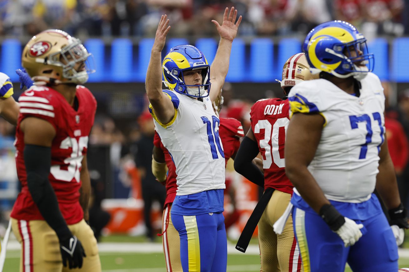 San Francisco 49ers v Los Angeles Rams