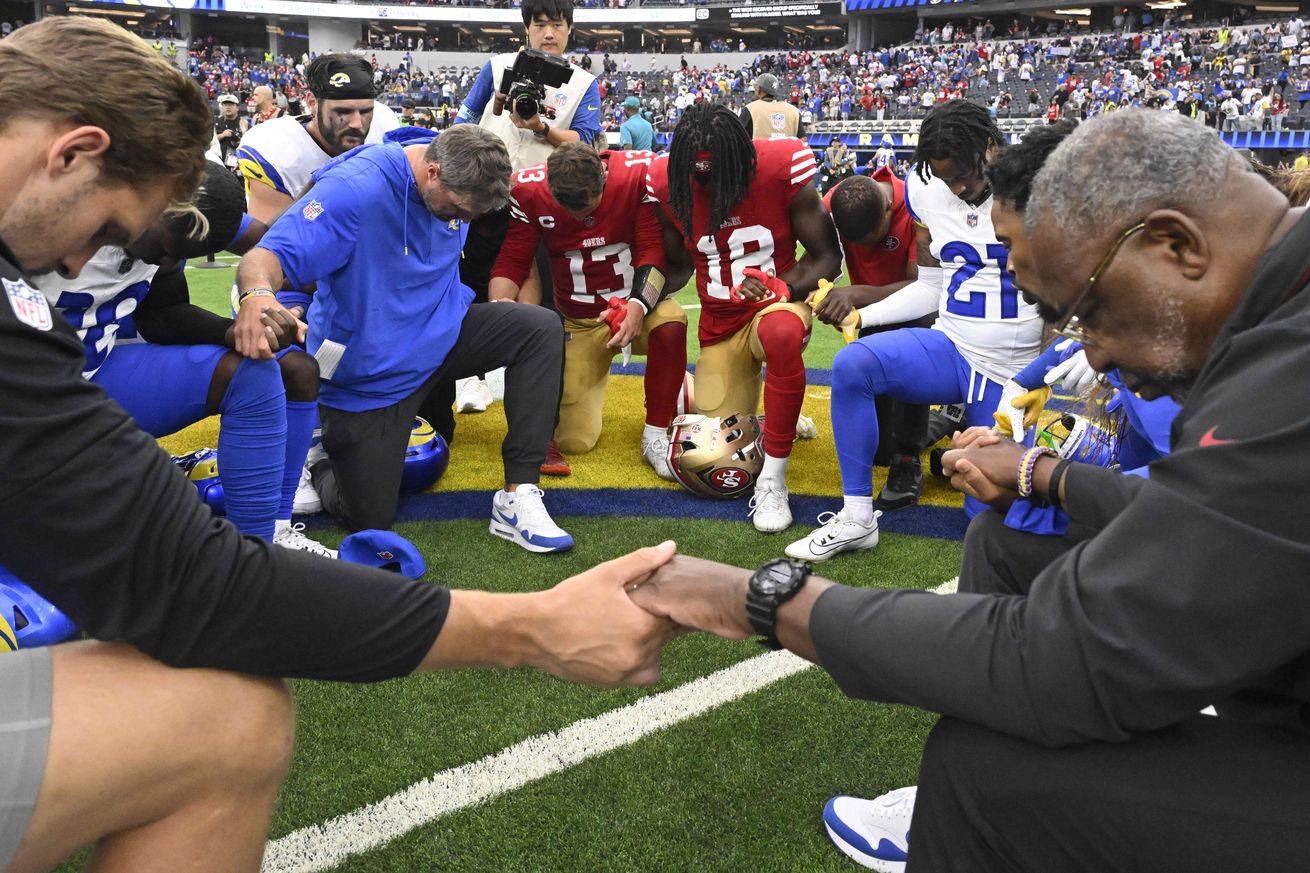 Los Angeles Rams take on the San Francisco 49ers.