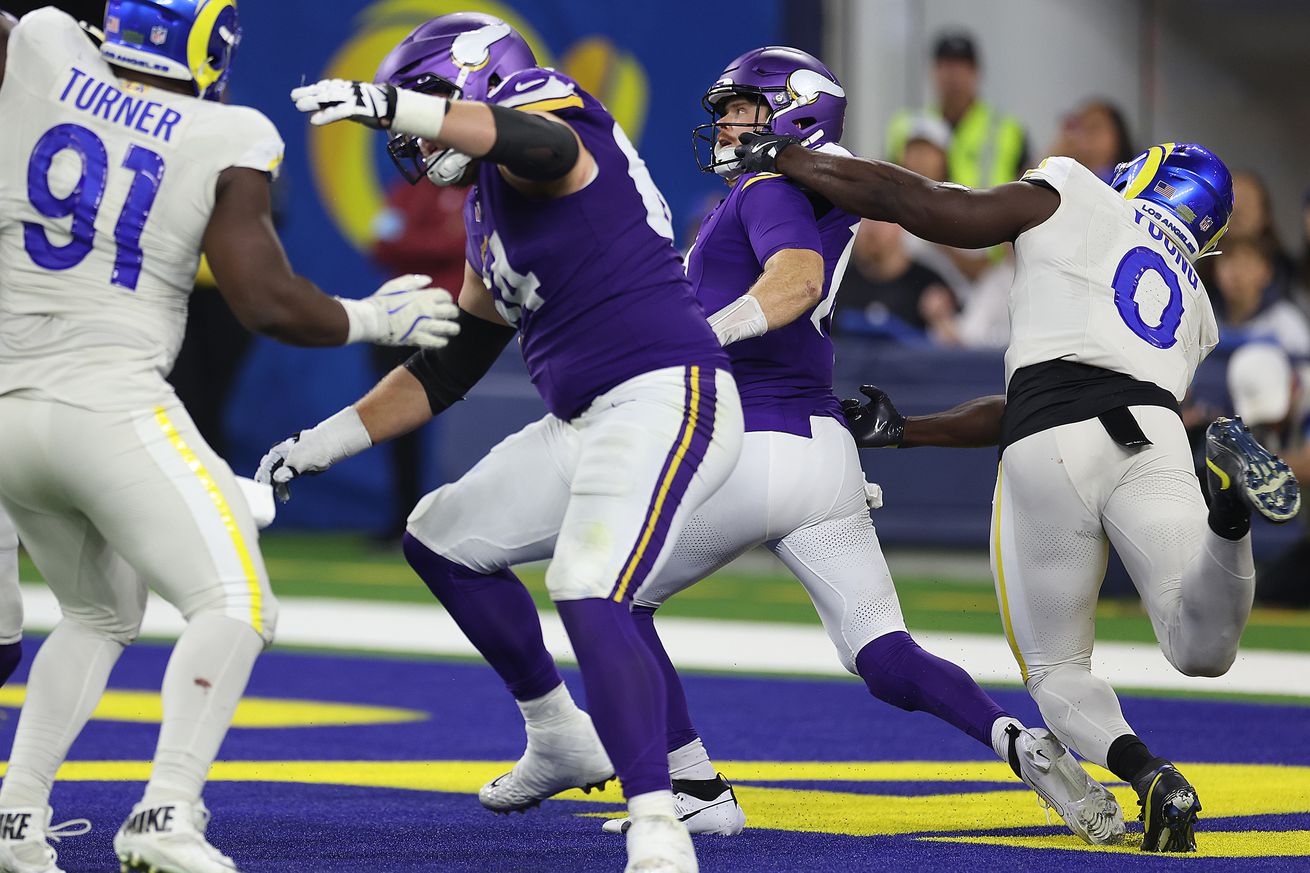 Minnesota Vikings v Los Angeles Rams