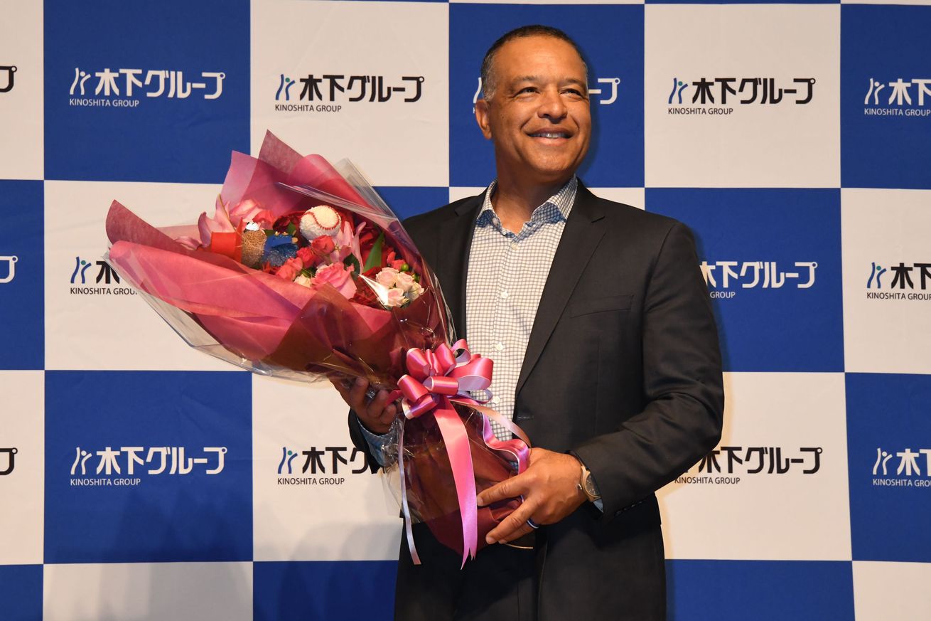 Kinoshita Group Press Conference For Dodgers Manager Dave Roberts’ New Television Commercial