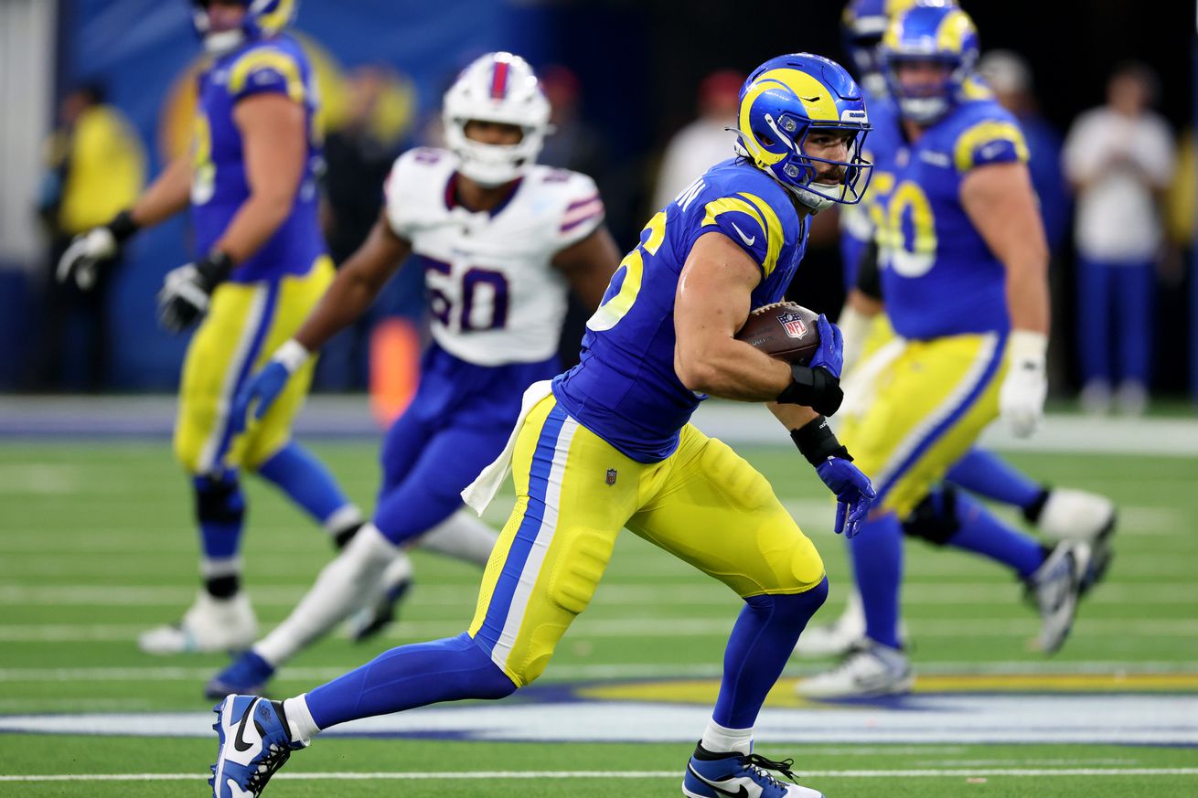 Buffalo Bills v Los Angeles Rams