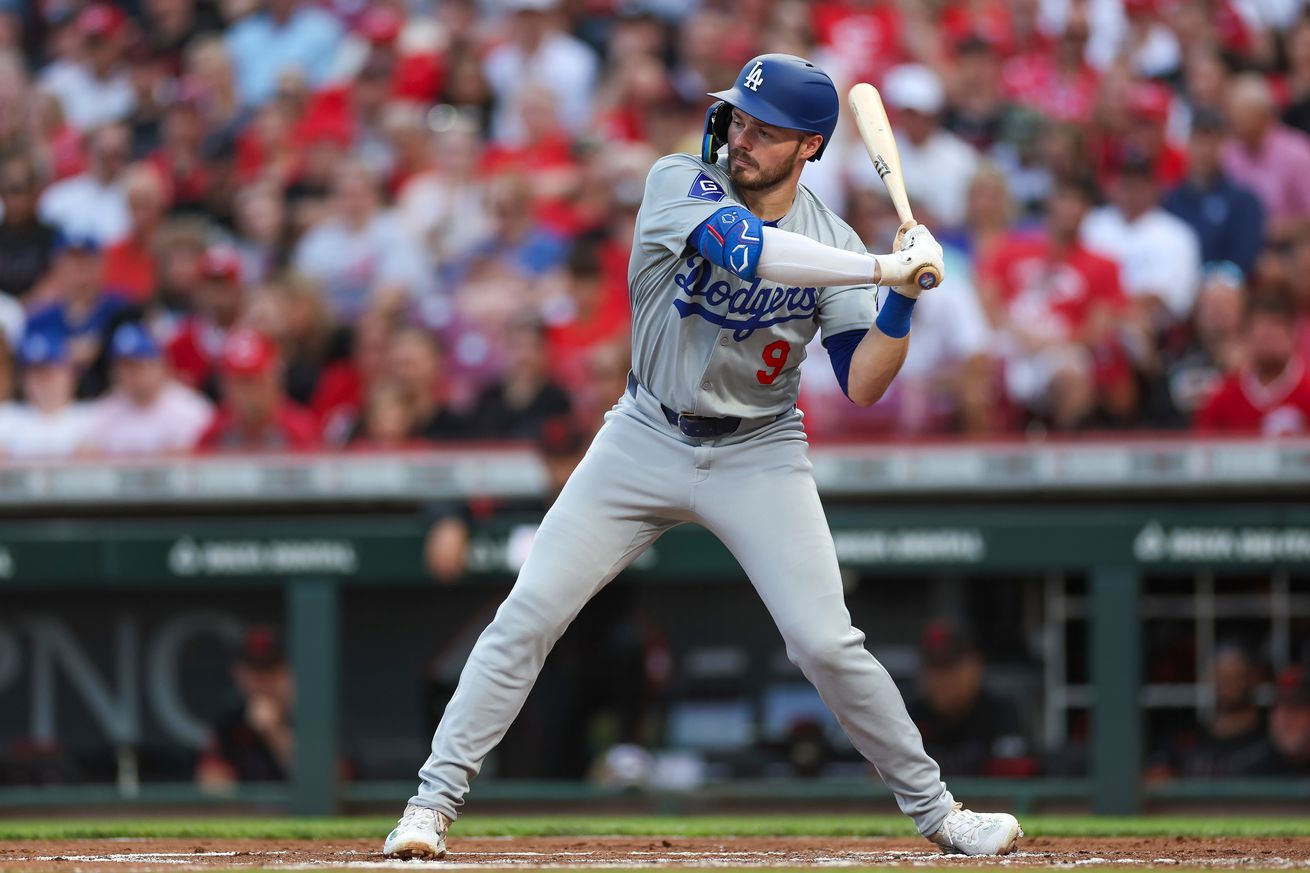 Los Angeles Dodgers v Cincinnati Reds