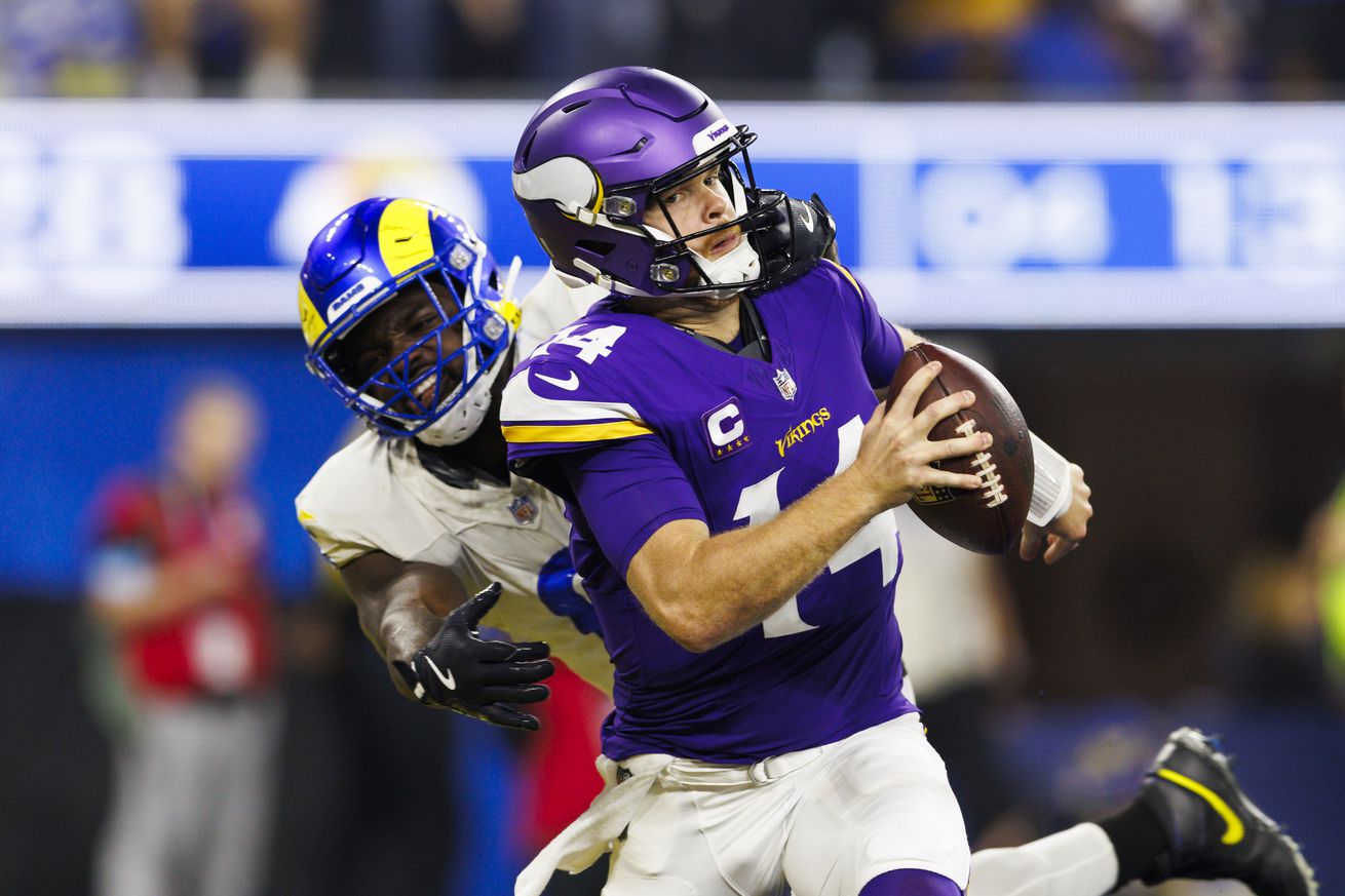 Minnesota Vikings v Los Angeles Rams