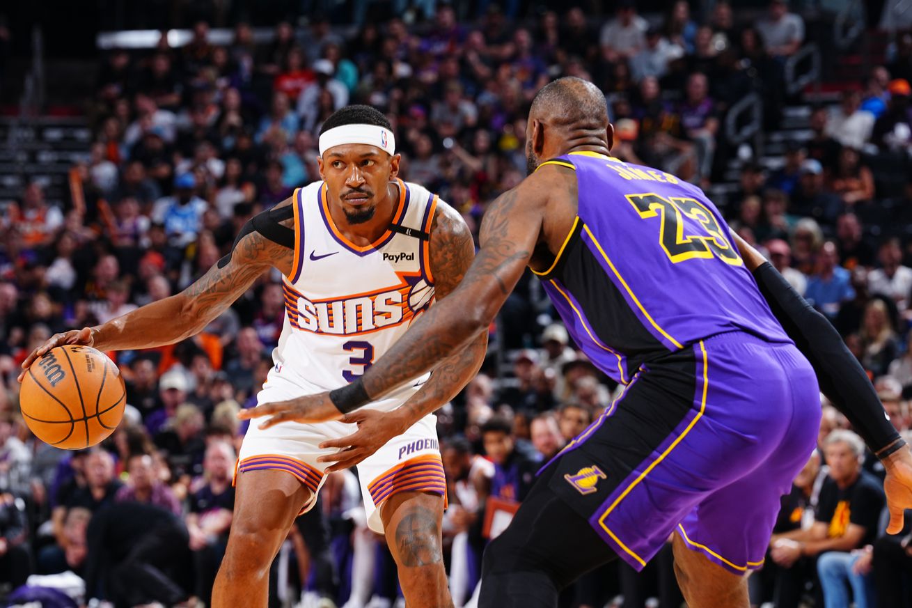 Los Angeles Lakers v Phoenix Suns