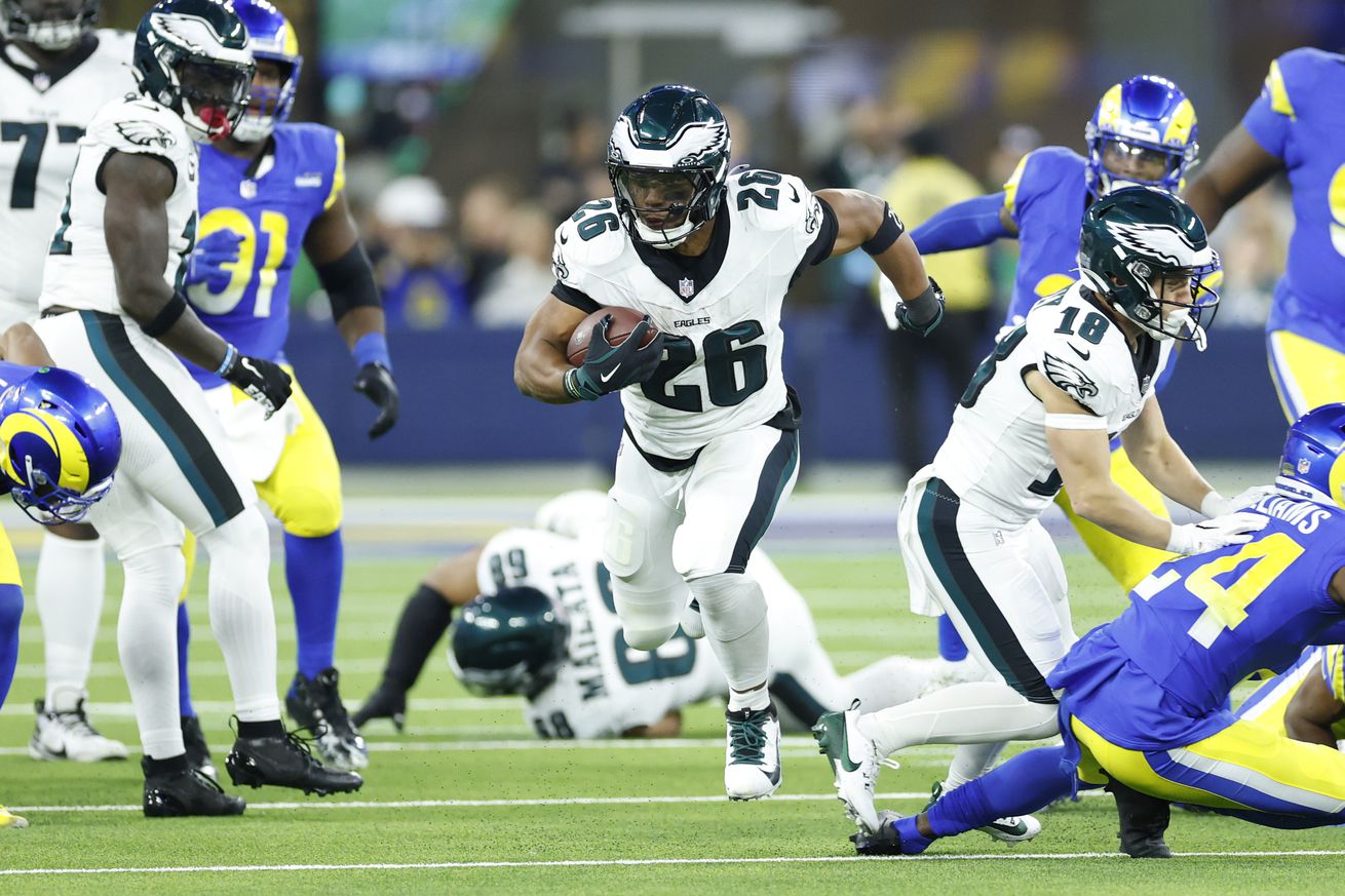 Philadelphia Eagles v Los Angeles Rams