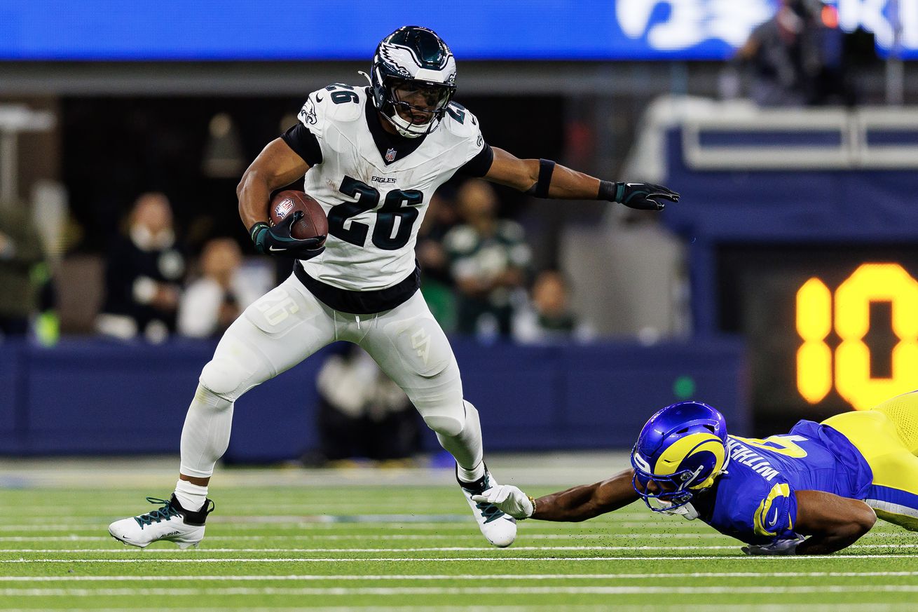 Philadelphia Eagles v Los Angeles Rams