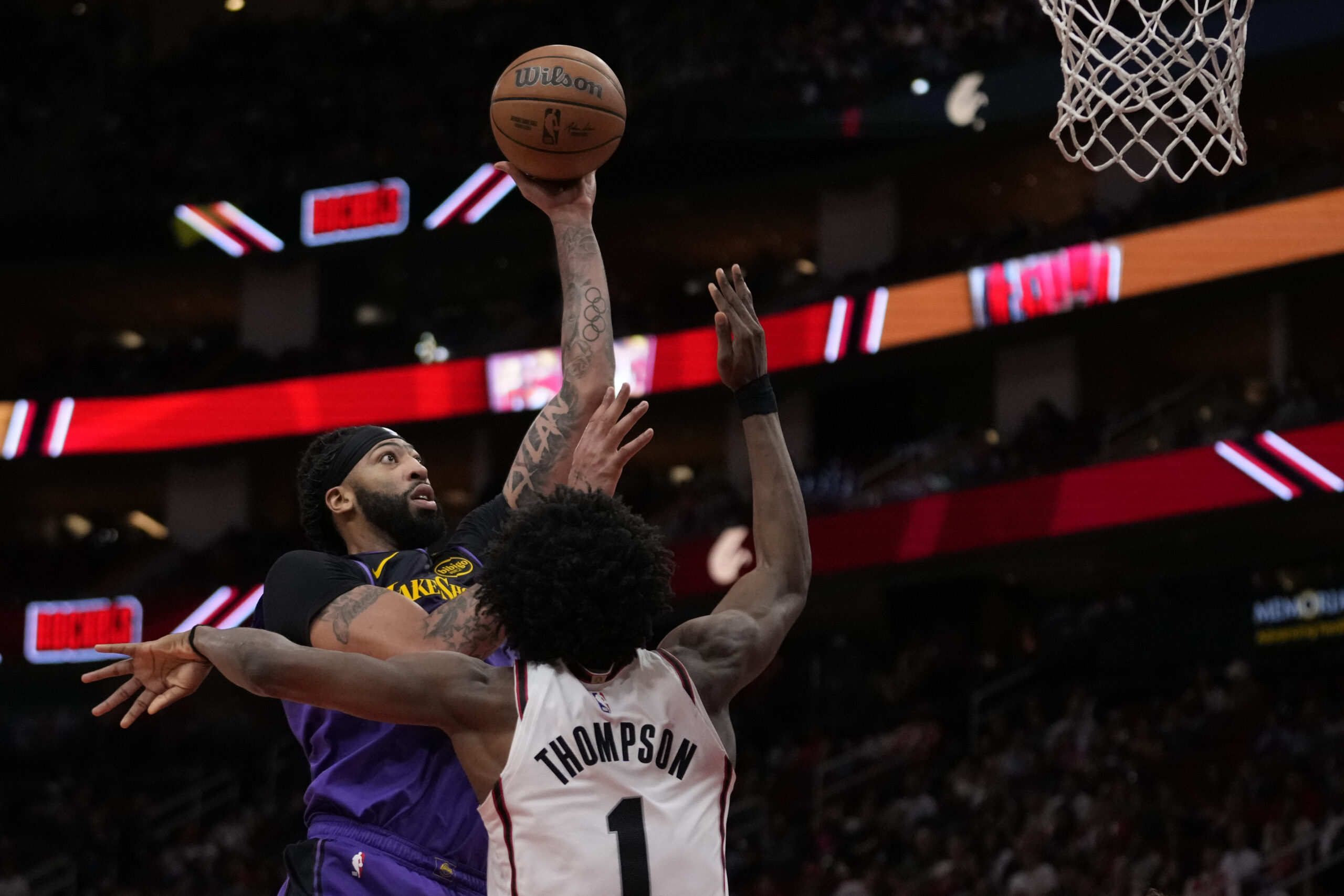 Lakers forward Anthony Davis (3) shoots against Houston Rockets forward...