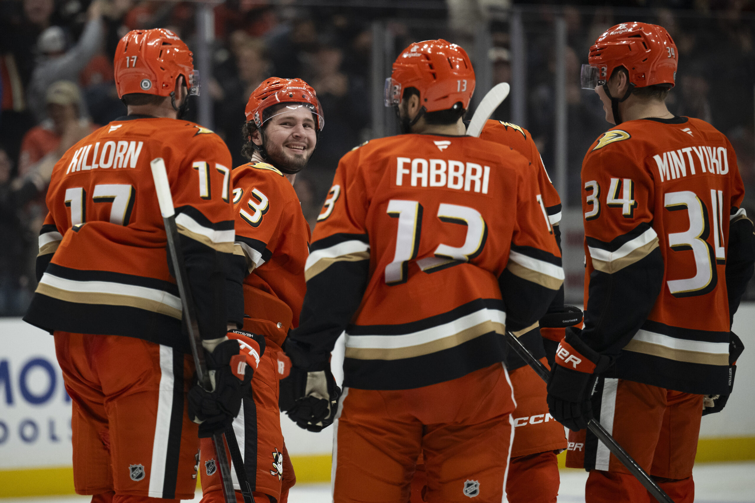 Ducks center Mason McTavish (23) celebrates his game-tying goal with...