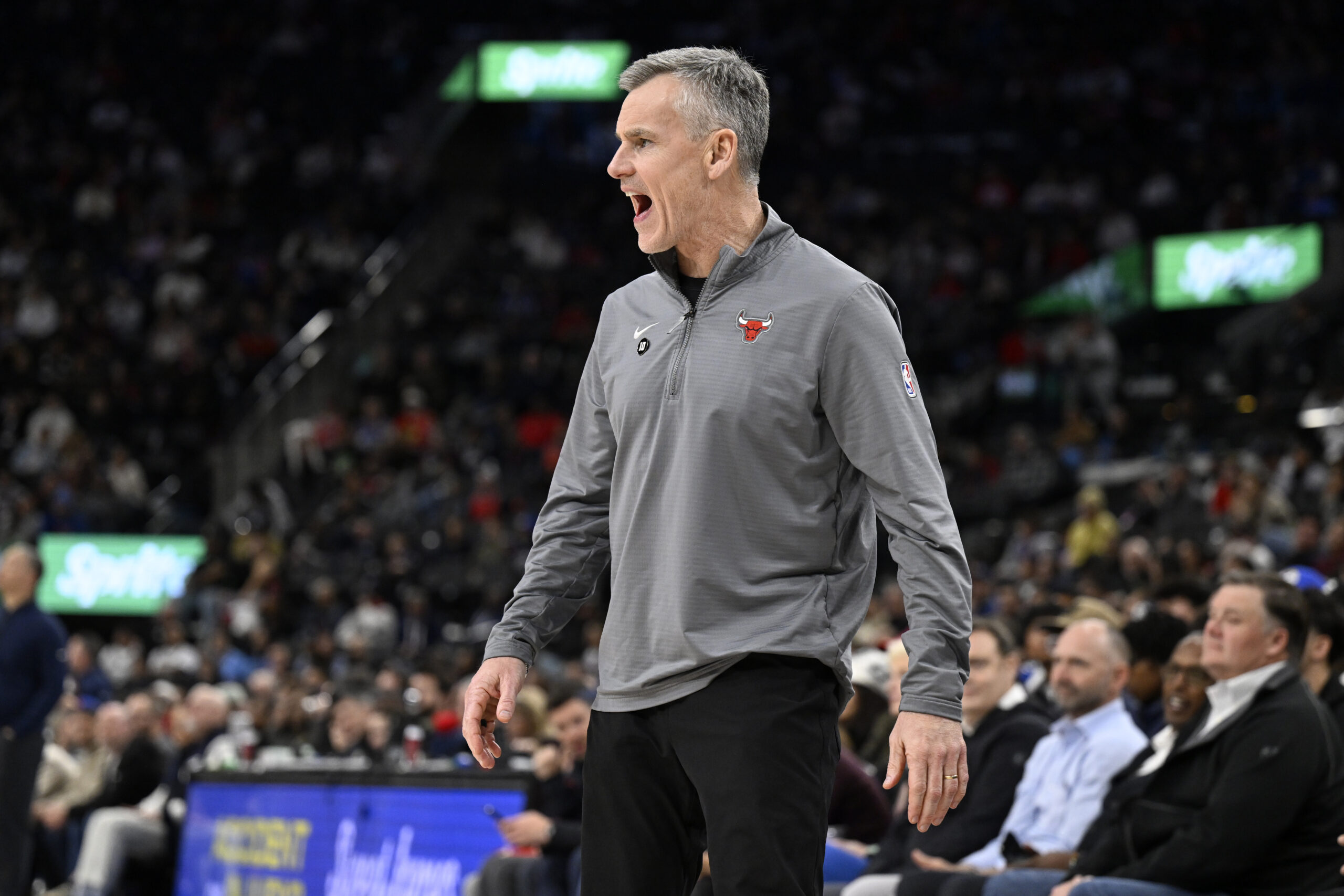 Chicago Bulls head coach Billy Donovan yells out during the...