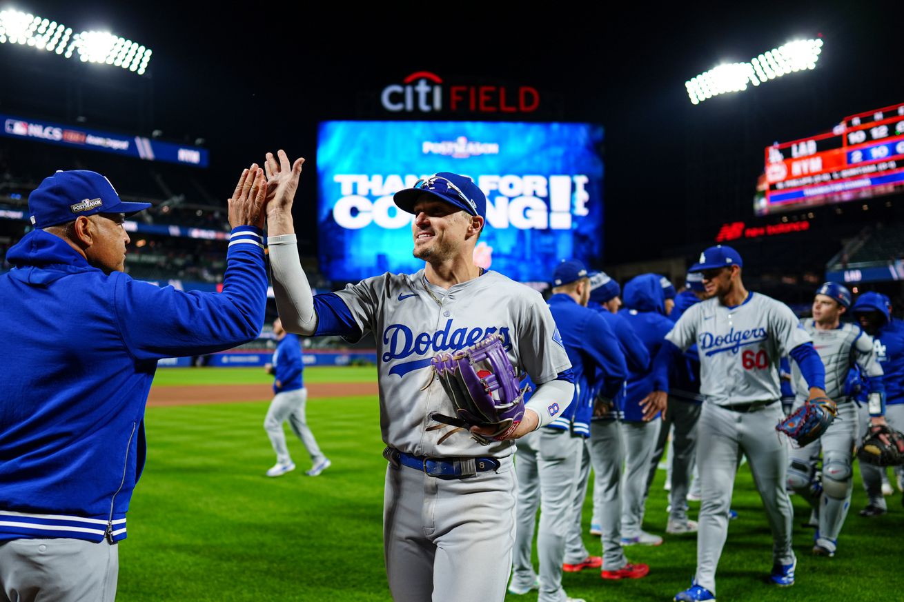 Championship Series - Los Angeles Dodgers v. New York Mets - Game Four