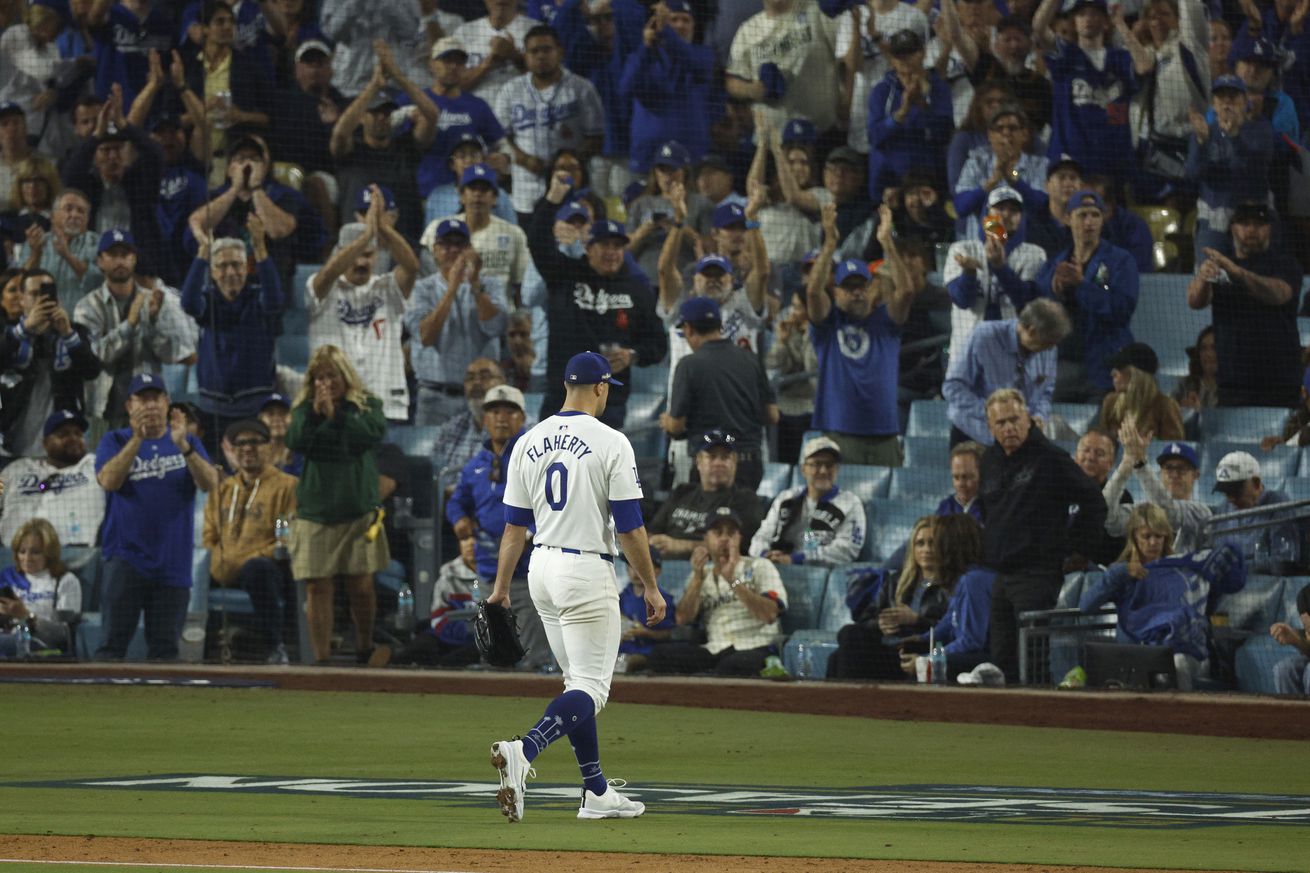 Championship Series - New York Mets v Los Angeles Dodgers - Game 1