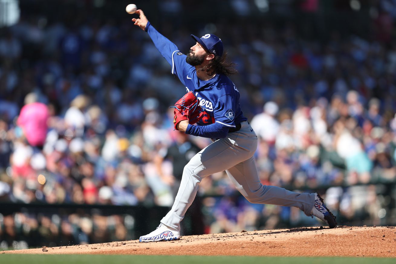 Los Angeles Dodgers v Chicago Cubs