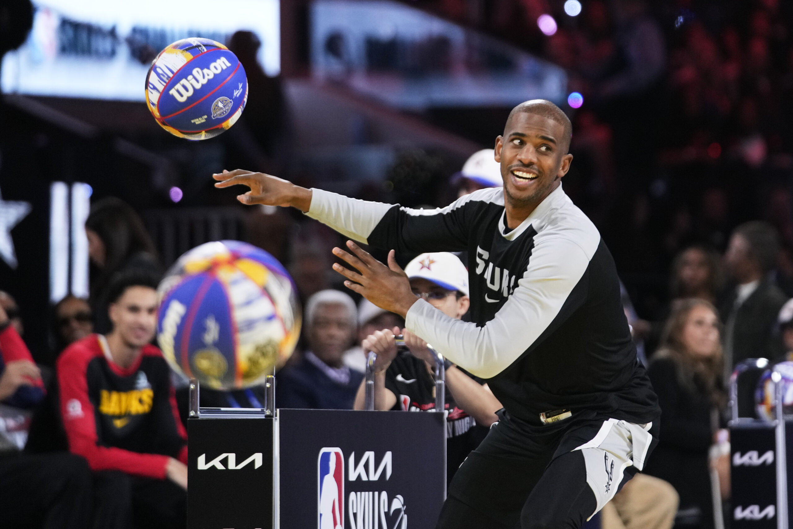 San Antonio Spurs guard Chris Paul competes during the skills...