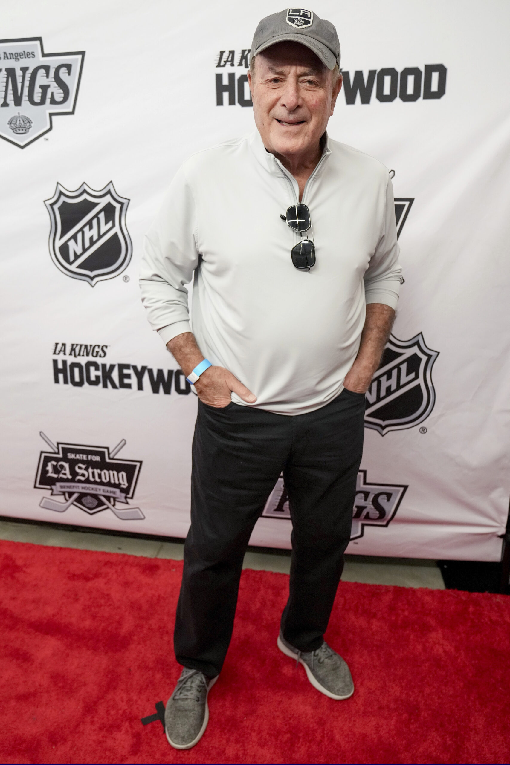 Team Blue coach commentator Al Michaels poses during the Skate...