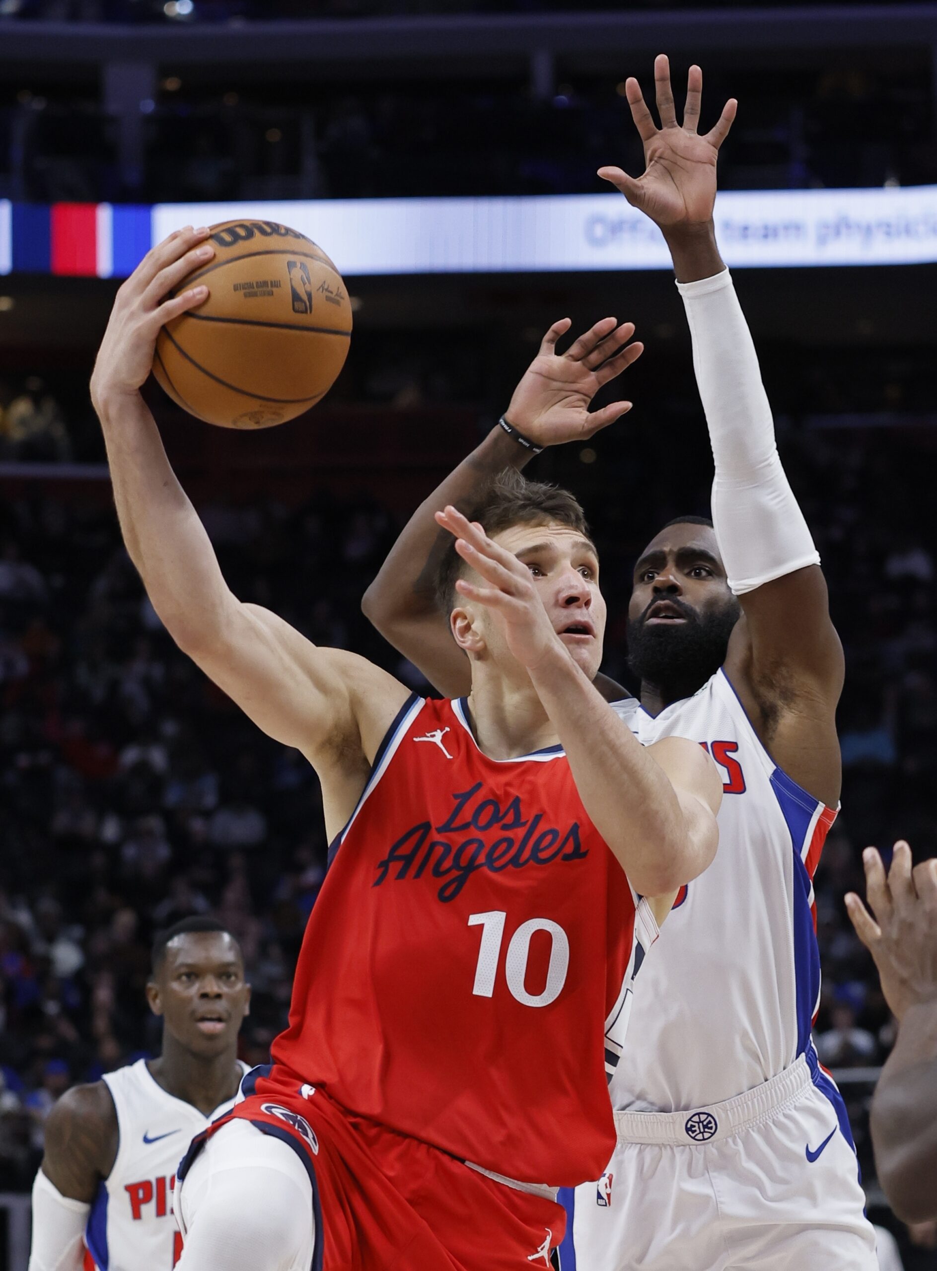 Clippers guard Bogdan Bogdanovic (10) looks to shoot against Detroit...