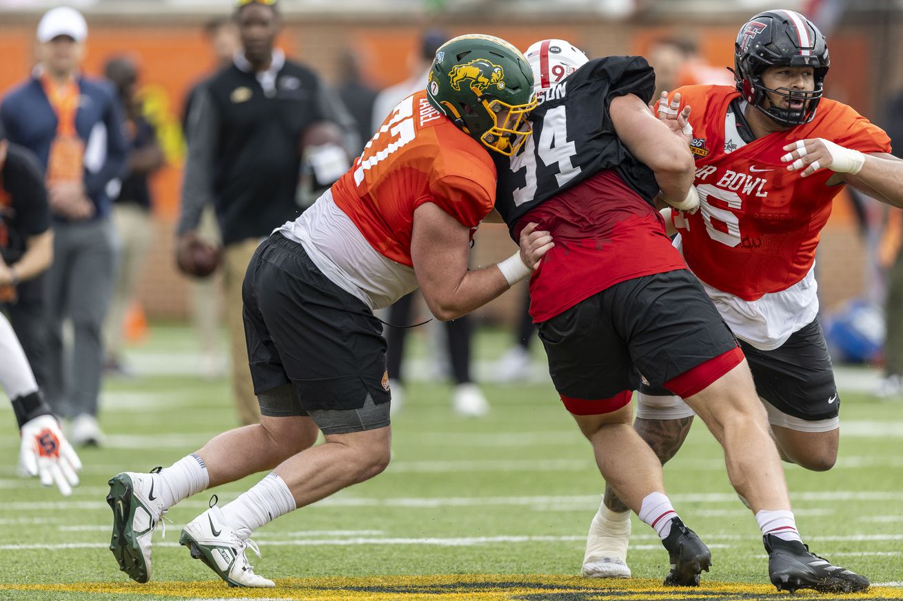 NCAA Football: NCAA Senior Bowl Practice