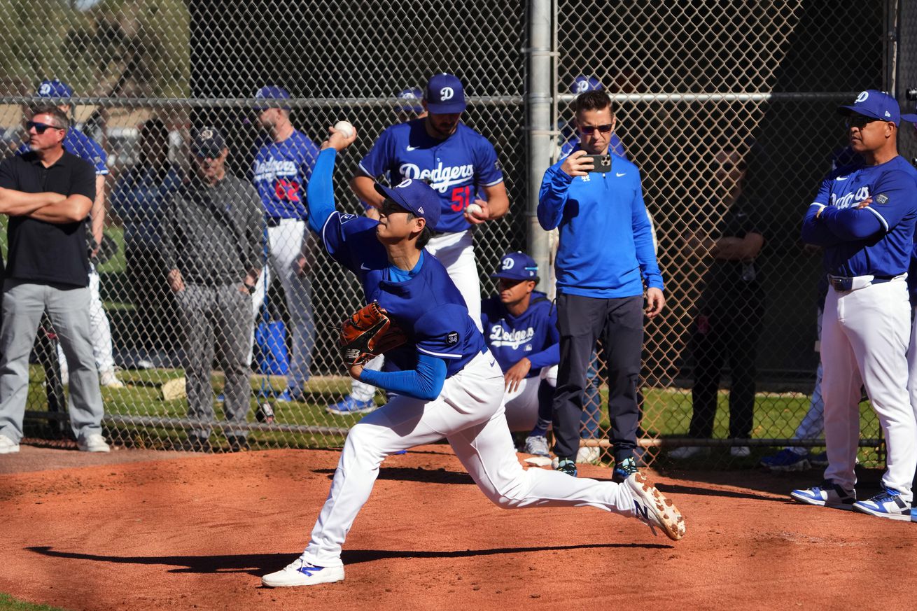 MLB: Los Angeles Dodgers-Workouts