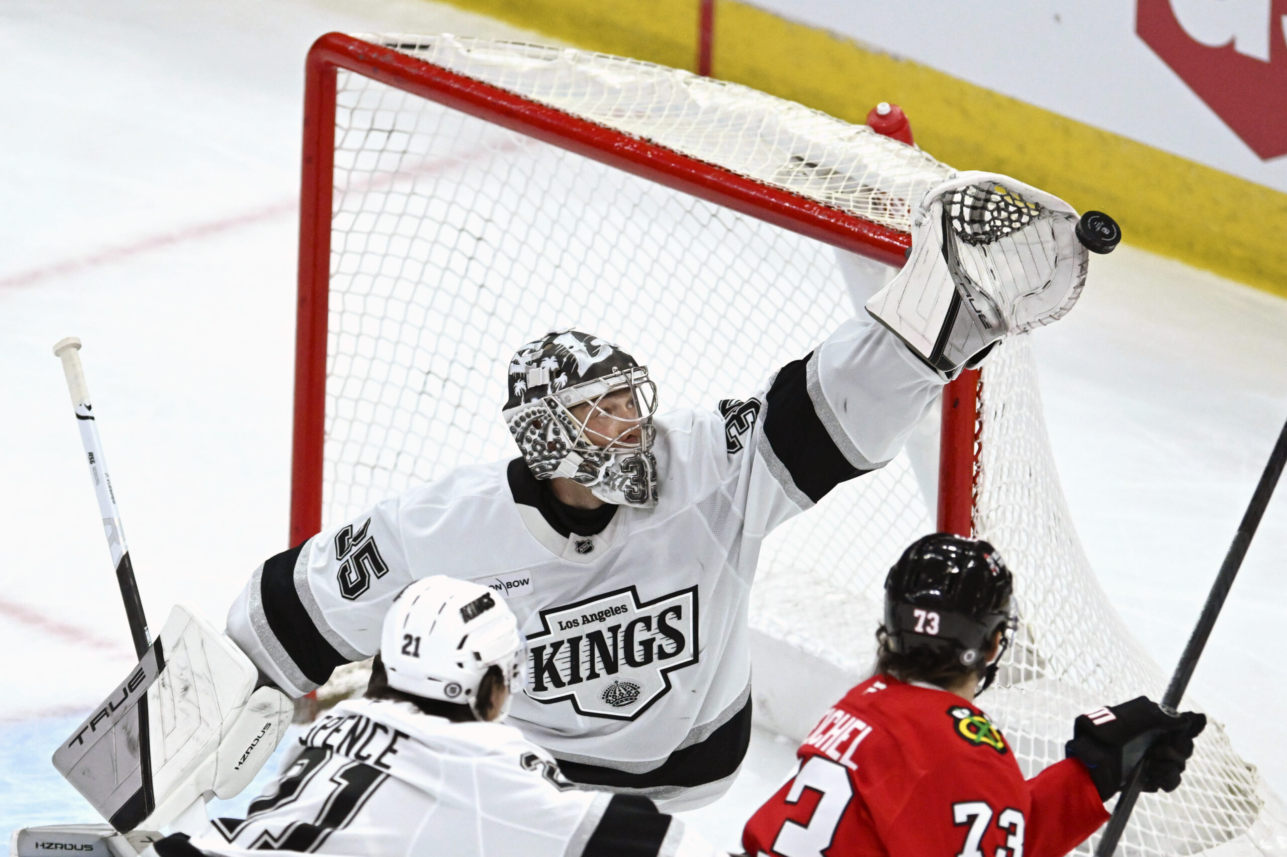 Kings goalie Darcy Kuemper (35) makes a save during the...