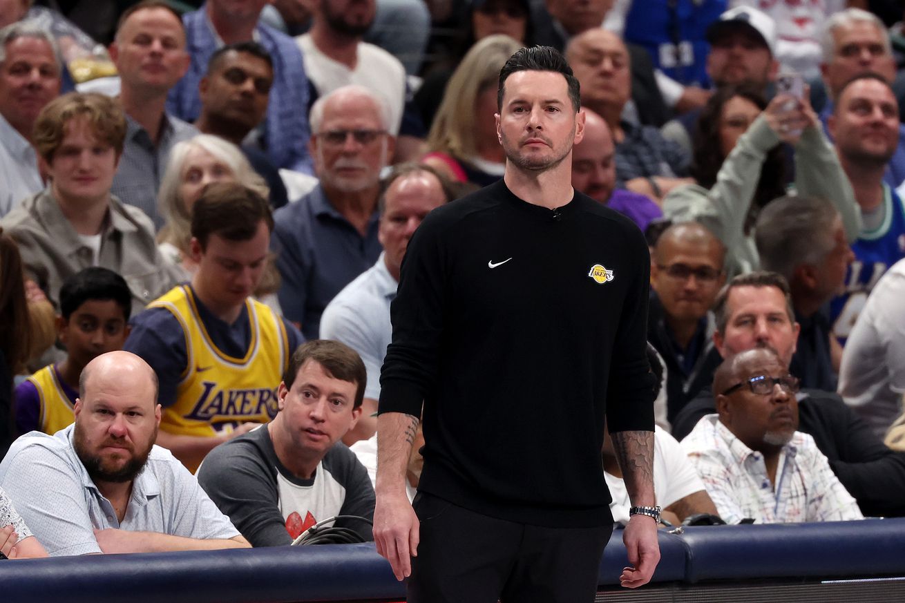 Los Angeles Lakers v Dallas Mavericks