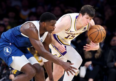 1415677-SP-0310-lakers-timberwolves-WJS
