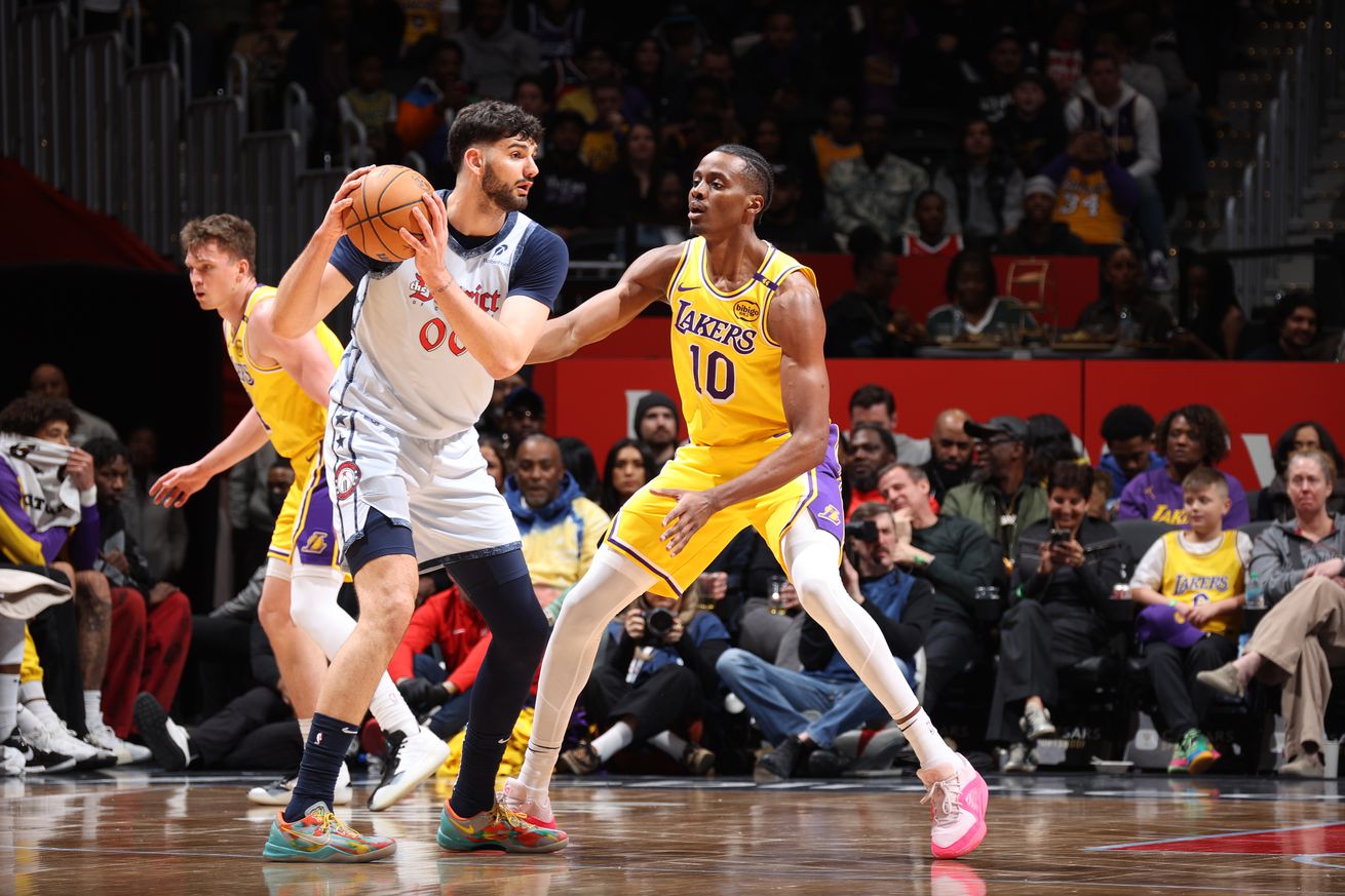 Los Angeles Lakers v Washington Wizards