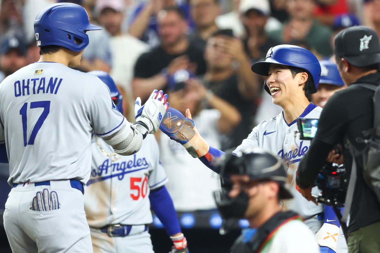 Los Angeles Dodgers v Miami Marlins