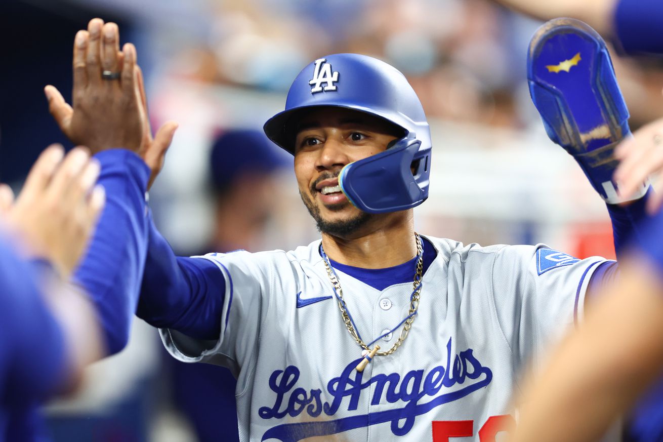 Los Angeles Dodgers v Miami Marlins