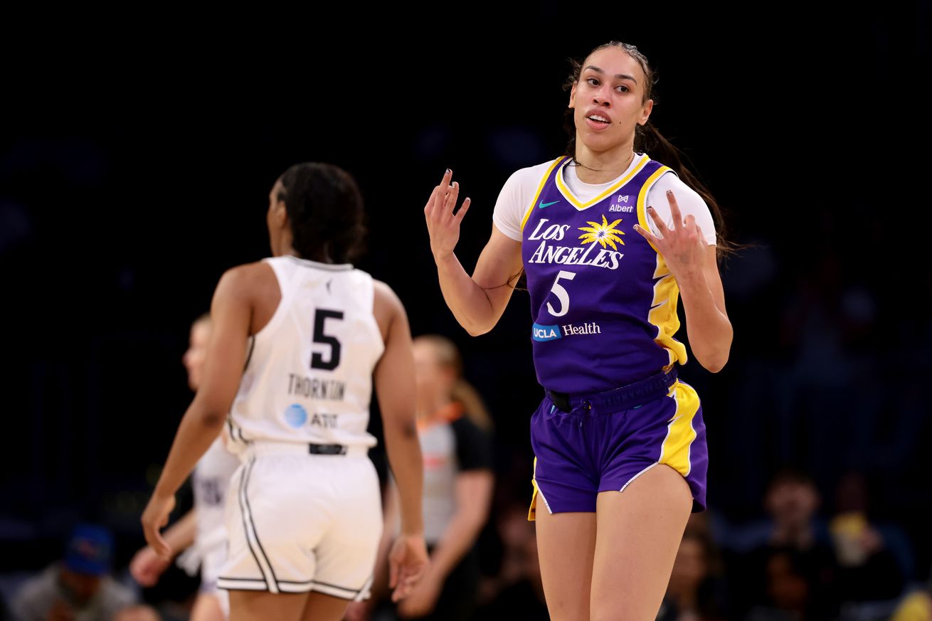 Golden State Valkyries v Los Angeles Sparks