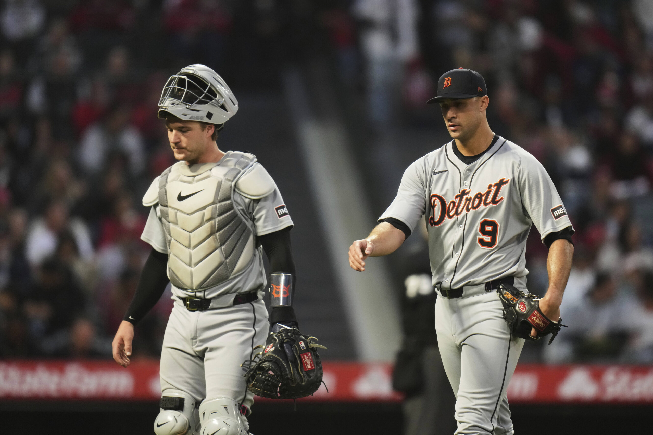 Detroit Tigers starting pitcher Jack Flaherty, right, and catcher Dillon...