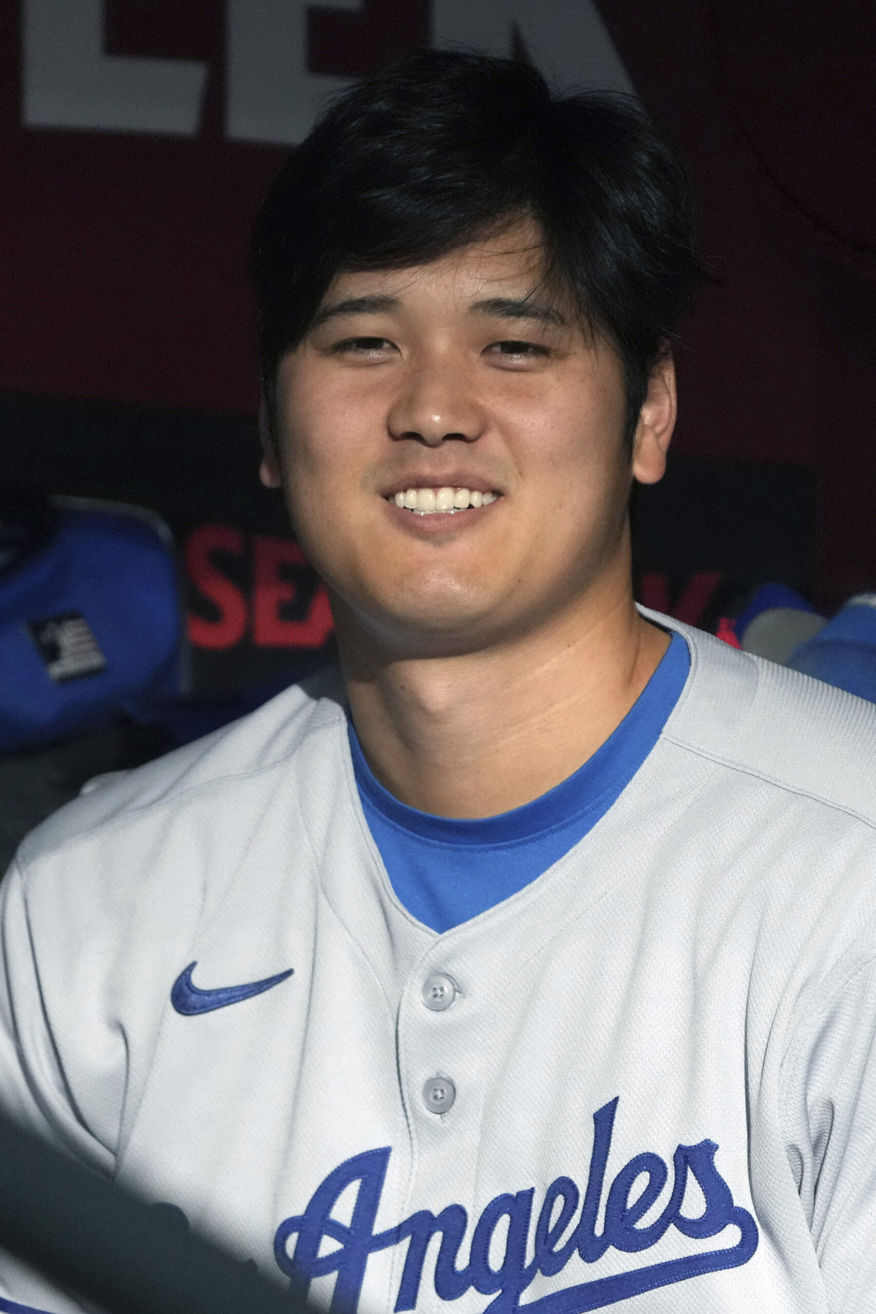 Dodgers’ Shohei Ohtani gets ready to hit against the Arizona...