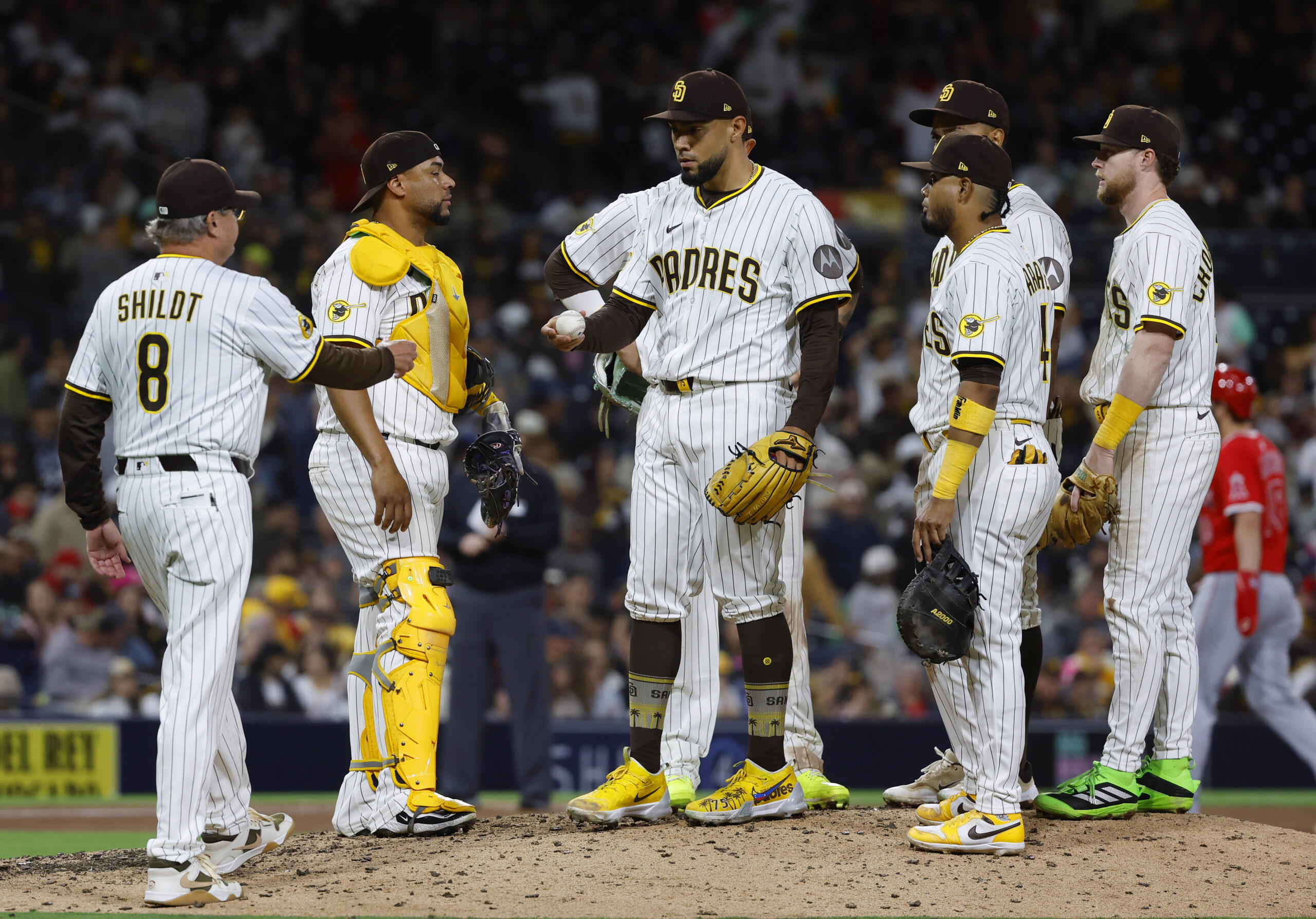 The Padres’ Robert Suarez is pulled from Monday’s game by manager...