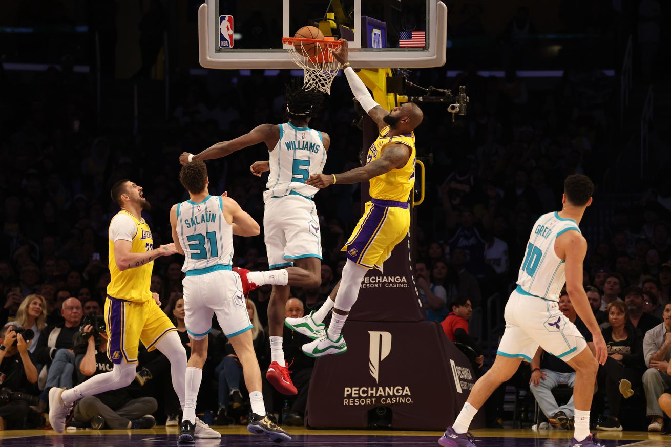 NBA: Charlotte Hornets at Los Angeles Lakers