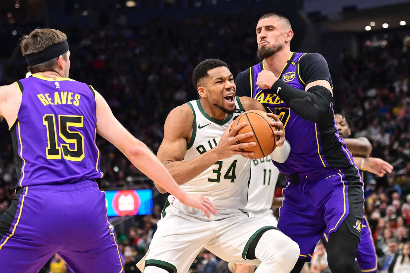 NBA: Los Angeles Lakers at Milwaukee Bucks